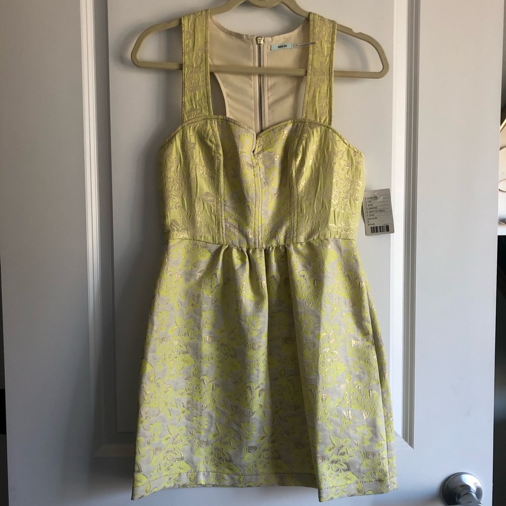 Kimchi Blue Floral Dress w/ Sweetheart Bust